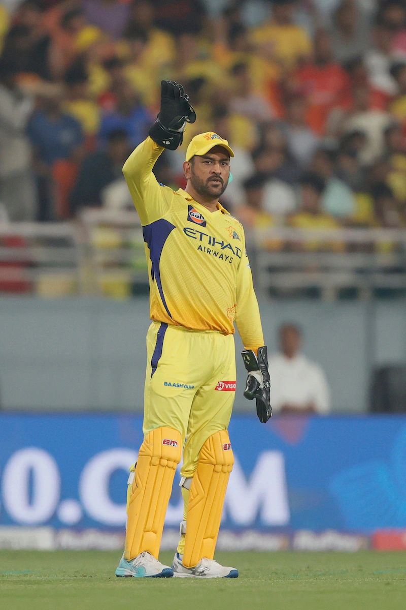 Indian Premier League में धोनी का रिटायरमेंट सवाल क्यों बार बार उठता है Indian Premier League में धोनी का रिटायरमेंट सवाल क्यों बार-बार उठता है