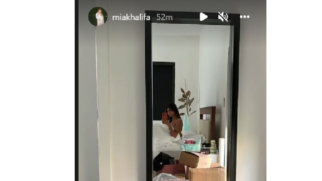Mia Khalifa की लेटेस्ट बेडरूम फोटो वायरल Mia Khalifa की लेटेस्ट बेडरूम फोटो वायरल