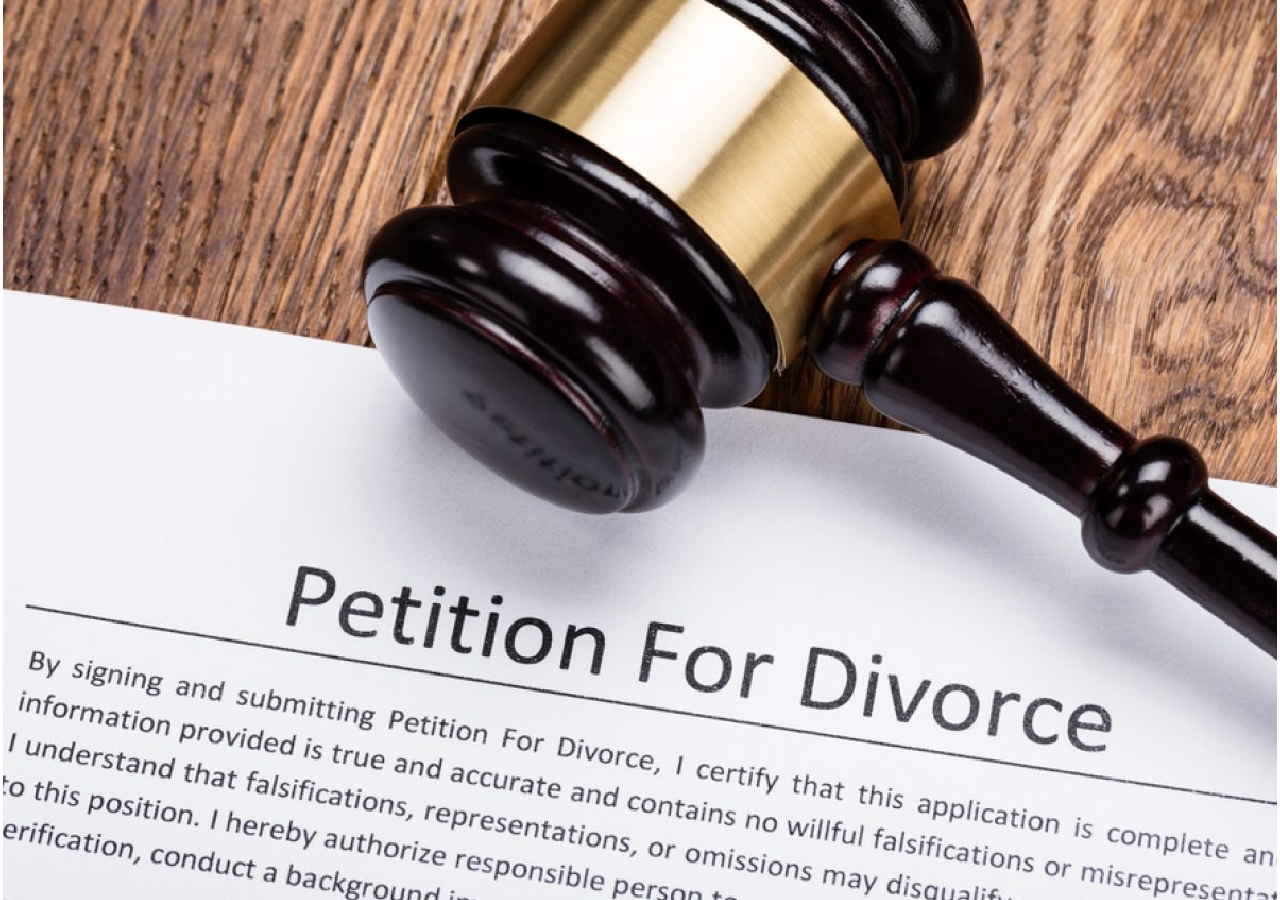 Thalapathy Vijay divorce