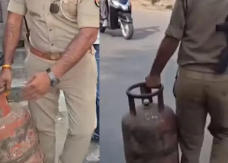 विधानसभा में चाय बनाने के लिए नाले से गैस लेने का विरोध विधानसभा में चाय बनाने के लिए नाले से गैस लेने का विरोध