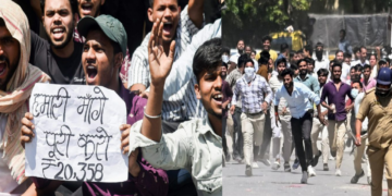 Noida Protest Wage Hike7 Noida Protest Wage Hike