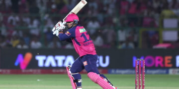 IPL में इतिहास रचा 15 साल के वैभव सूर्यवंशी ने! सबसे कम उम्र में 500 रन पूरे