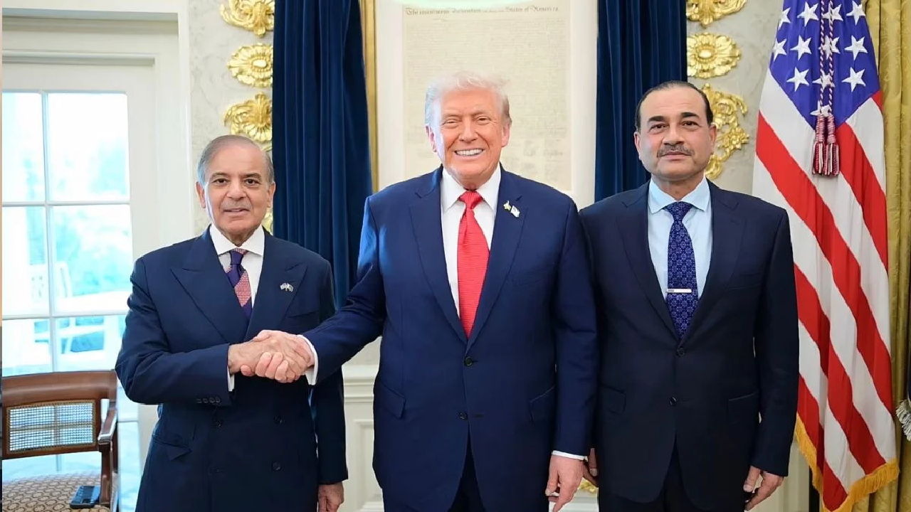 पाकिस्तान के लिए किया एहसान_ Donald Trump