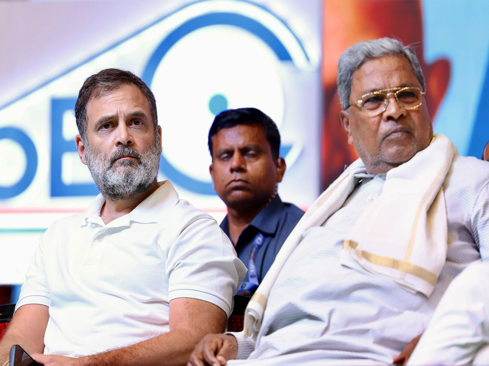 राहुल गांधी ने Siddaramaiah