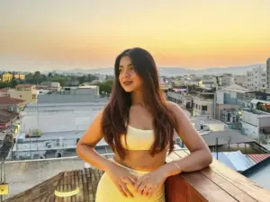 Apoorva Mukhija Viral Video