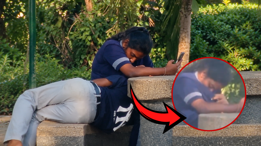 Kolkata Park Viral Video